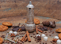 Армянская ручная кофемолка серебро