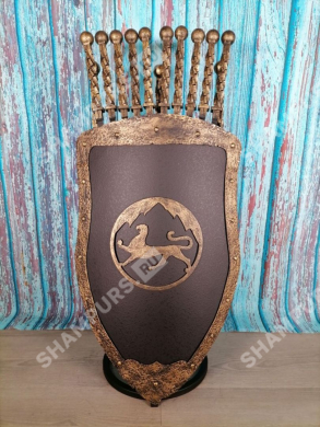 Каминный набор Щит-подставка Барс на 10 шампуров Бештау