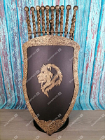 Каминный набор Щит-подставка Лев на 10 шампуров Бештау