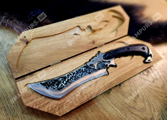 Нож-кинжал Дракон в кейсе