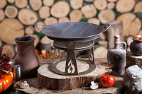 Сковорода Садж из стали 30 см с подставкой Огонёк